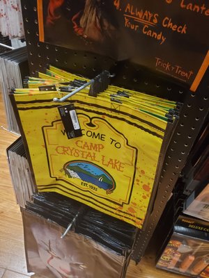 SPIRIT HALLOWEEN - Updated January 2025 - 27 Photos - 2770 SW Cedar