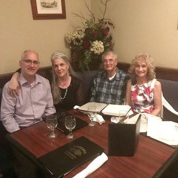 Laskara's Restaurant - CoZy booth... - Greek Near Me - Wallingford, Connecticut Laskara's Restaurant - CoZy booth... - Greek Near Me - Wallingford, Connecticut