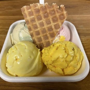 Jeni's Splendid Ice Creams - Ice Cream & Frozen Yogurt Near Me - Columbus, Ohio Jeni's Splendid Ice Creams - Ice Cream & Frozen Yogurt Near Me - Columbus, Ohio
