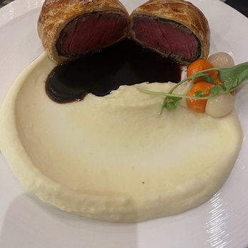 Hell's Kitchen - Beef Wellington - Cocktail Bars Near Me - Funner, California Hell's Kitchen - Beef Wellington - Cocktail Bars Near Me - Funner, California
