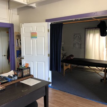 Aloha Massage Academy - Clean - Massage Near Me - Kealakekua, Hawaii