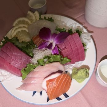 Matsu Restaurant - Sushi Bars Near Me - Huntington Beach, California