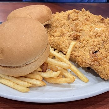 Home Team Cookout - Tenderloins are amazing and huge - large enough to share & they serve it with 2 buns! Delicious - American Near Me - Council Bluffs, Iowa Home Team Cookout - Tenderloins are amazing and huge - large enough to share & they serve it with 2 buns! Delicious - American Near Me - Council Bluffs, Iowa