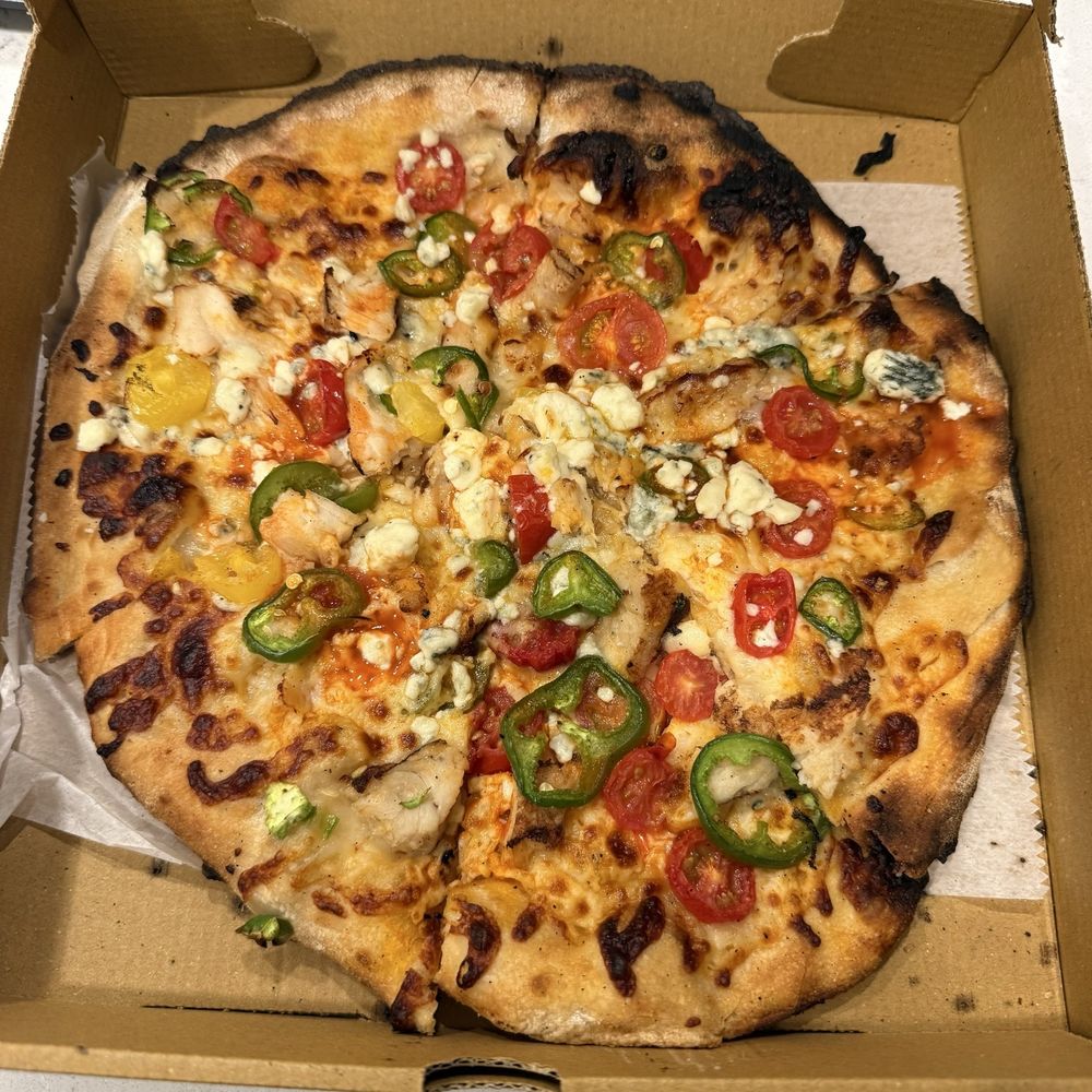 Essential Pizza Logo