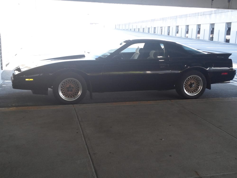 Mcelwain Upholstery - upholstery in Jeannette, PA