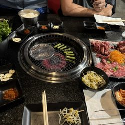 Niku Japanese BBQ - Sake steamed clams and asparagus + meats