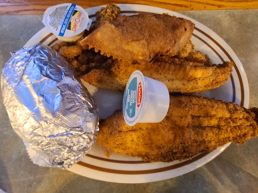 THE CAPTAIN’S CAP Updated September 2024 40 Photos & 42 Reviews