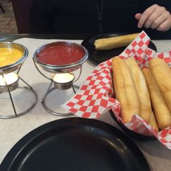 Tyroni's Pizza