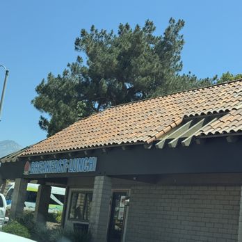 Broken Yolk Cafe - Breakfast & Brunch Near Me - La Verne, California