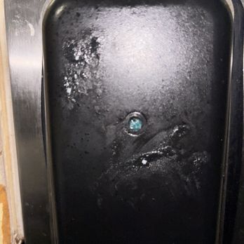 Budget Inn - This is the door locked the yes it also have a camera we no my - Hotels Near Me - Carneys Point, New Jersey