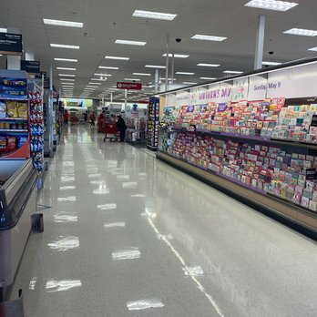 Target - Department Stores Near Me - Skokie, Illinois