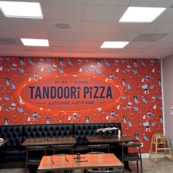 Tandoori Pizza - Inside the restaurant - Pizza Near Me - Elk Grove, California Tandoori Pizza - Inside the restaurant - Pizza Near Me - Elk Grove, California