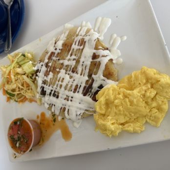 Harry's Restaurant - Pupusa Mananera - Breakfast & Brunch Near Me - Houston, Texas