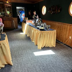 Middle Road Inn - Brunch Buffet