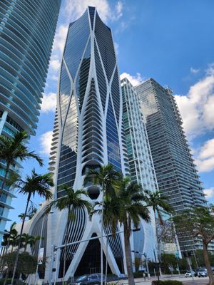 Bayfront Park by null