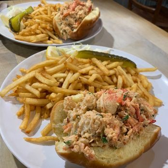 Market Street Catch - Lobster sandwich - Seafood Near Me - Toronto, Ontario Market Street Catch - Lobster sandwich - Seafood Near Me - Toronto, Ontario