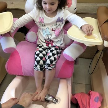 Classy Nails - Nail Salons Near Me - Roseville, California