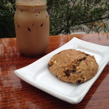 Lofty Coffee - Iced mocha and vegan chocolate chip oatmeal cookie! - Cafes Near Me - Solana Beach, California