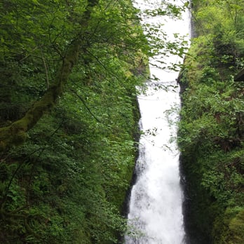 Bridal Veil Falls - The Falls - Hiking Near Me - Corbett, Oregon Bridal Veil Falls - The Falls - Hiking Near Me - Corbett, Oregon