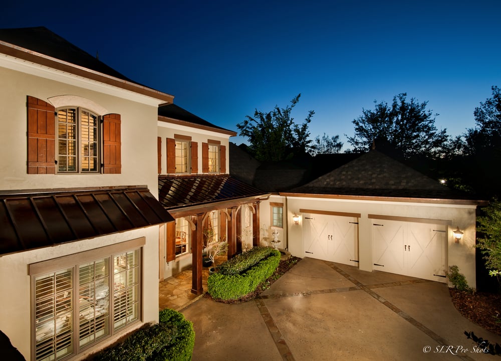 Slide of Universal Roof & Contracting Jacksonville