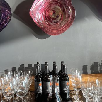 Aerlume - Red wine - New American Near Me - Seattle, Washington