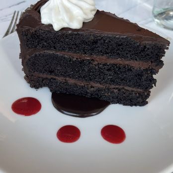 Locket - Diners Near Me - Arlington, Virginia Locket - Diners Near Me - Arlington, Virginia