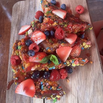 The Hen and The Hog - Fruity pebbles French toast - Breakfast & Brunch Near Me - Boca Raton, Florida The Hen and The Hog - Fruity pebbles French toast - Breakfast & Brunch Near Me - Boca Raton, Florida
