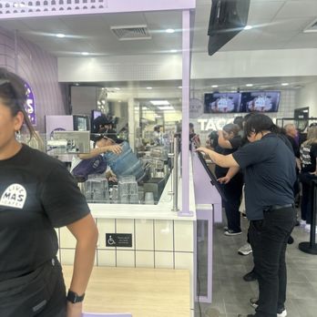 Taco Bell - Live Más Café - Kiosk to order and prep area - Fast Food Near Me - Irvine, California
