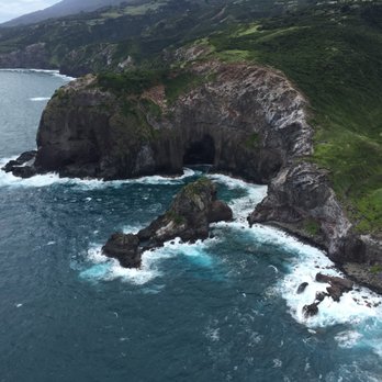 Pacific Helicopter Tours - Pretty cave in the rock along Maui's coast - Aerial Tours Near Me - Kahului, Hawaii Pacific Helicopter Tours - Pretty cave in the rock along Maui's coast - Aerial Tours Near Me - Kahului, Hawaii