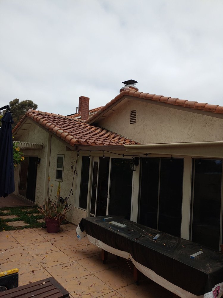 Slide of A's Roofing