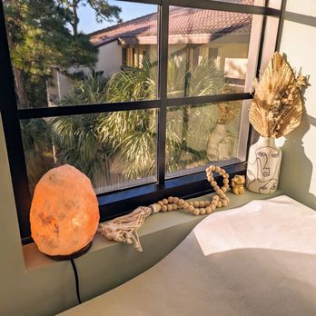 The Wholistic NP - Treatment room - Alternative Medicine Near Me - West Palm Beach, Florida The Wholistic NP - Treatment room - Alternative Medicine Near Me - West Palm Beach, Florida