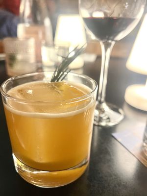 715 Restaurant by null
