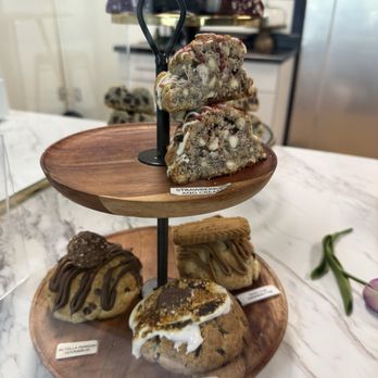 Blooming Buns Bakehouse  - pastries - Bakeries Near Me - Las Vegas, Nevada