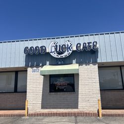 Good Luck Cafe - One of the best MENUDO PLACES EVERRRR!!!!