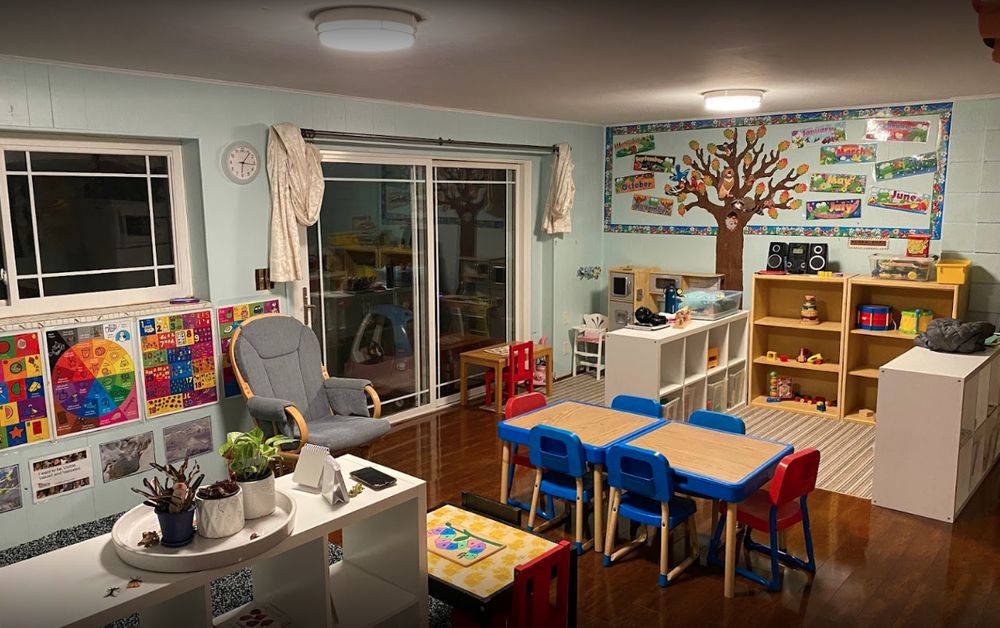 Deeba's Daycare - childcare center in Bellevue, WA