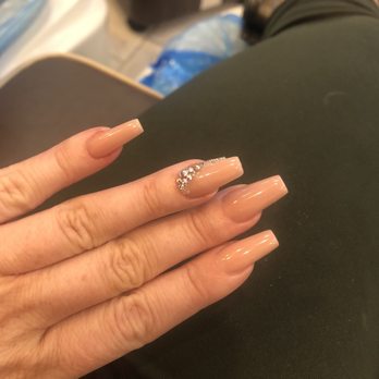 Gloss & Feathers - Nails by Tammy - Nail Salons Near Me - Phoenix, Arizona Gloss & Feathers - Nails by Tammy - Nail Salons Near Me - Phoenix, Arizona
