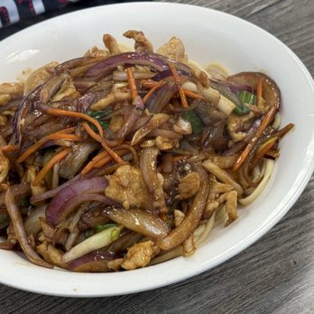 Kungfu Ramen - Mongolian chicken noodle bowl - Noodles Near Me - Tempe, Arizona