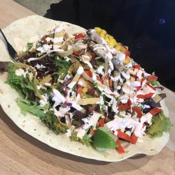 Dos Coyotes Border Cafe - Yucatán salad - Tex-Mex Near Me - San Ramon, California Dos Coyotes Border Cafe - Yucatán salad - Tex-Mex Near Me - San Ramon, California