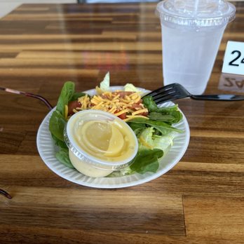 Whitling Whimsy - Side salad - Cafes Near Me - Casey, Illinois