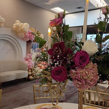 Muh Flowers - Floral Centerpieces - Florists Near Me - Gaithersburg, Maryland Muh Flowers - Floral Centerpieces - Florists Near Me - Gaithersburg, Maryland