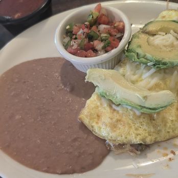 El Corral Lozano #2 - El corral omelette (substitute potatoes & tortilla with refried beans & pico de gallo) - Mexican Near Me - Bastrop, Texas