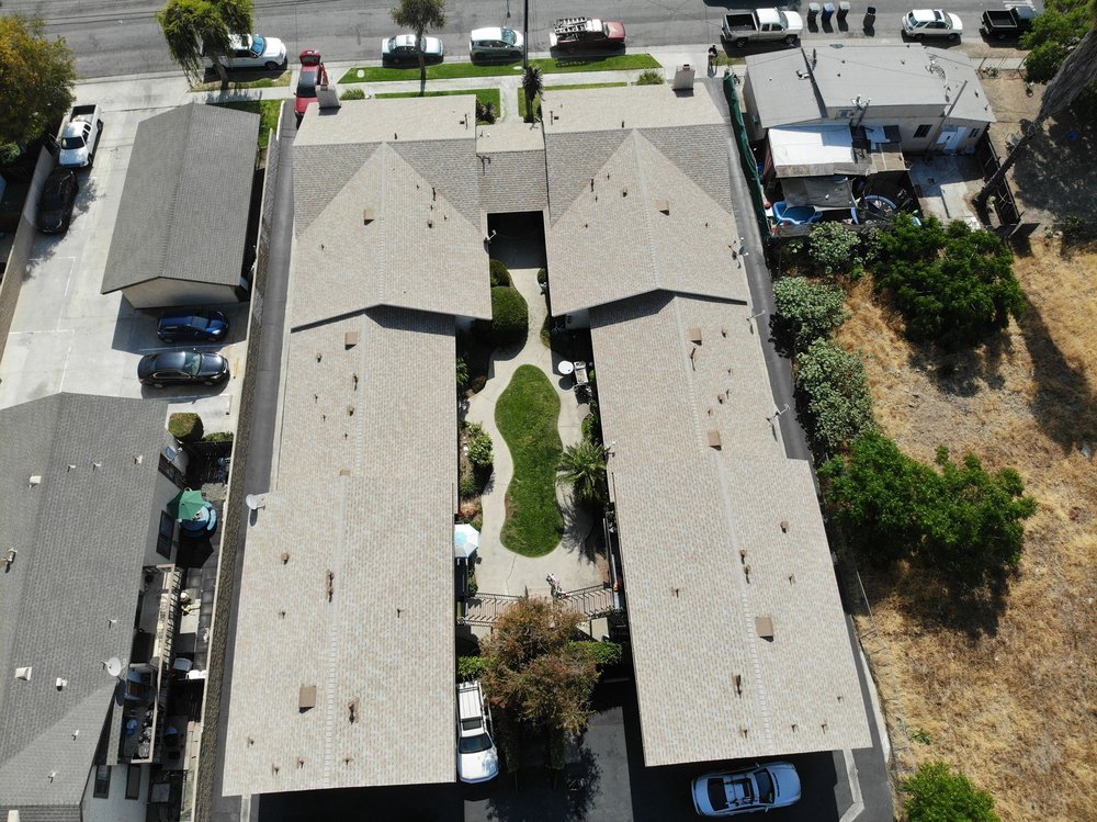 Slide of Golden Coast Roofing