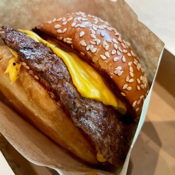 Proper Eats Food Hall - Smash burger - Food Court Near Me - Las Vegas, Nevada Proper Eats Food Hall - Smash burger - Food Court Near Me - Las Vegas, Nevada