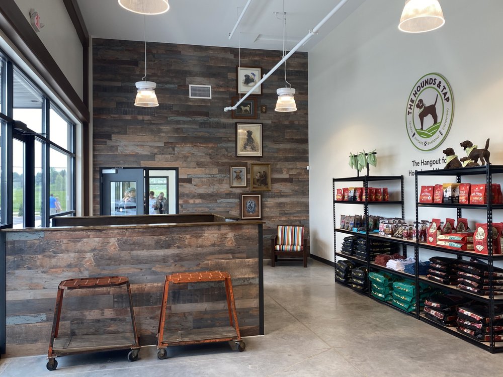 THE HOUNDS & TAP Updated September 2024 55 Photos & 21 Reviews