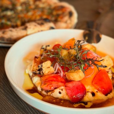 Vina Enoteca by null