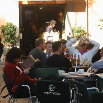 La Cafetera - La cafetera - Coffee & Tea Near Me - Barcelona, B La Cafetera - La cafetera - Coffee & Tea Near Me - Barcelona, B