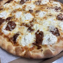 Al Dente Pizzeria & Restaurant - Lasagna pizza was delicious