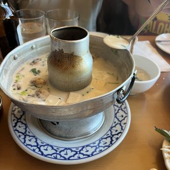 Sala Thai - Tom Kah (Pot) - Thai Near Me - Santa Cruz, California Sala Thai - Tom Kah (Pot) - Thai Near Me - Santa Cruz, California