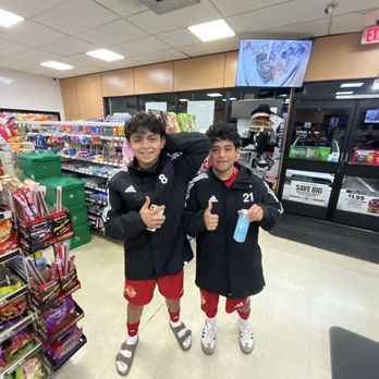 7-Eleven - best store would come again they have the best staff and the best prices - Convenience Stores Near Me - Monterey, California
