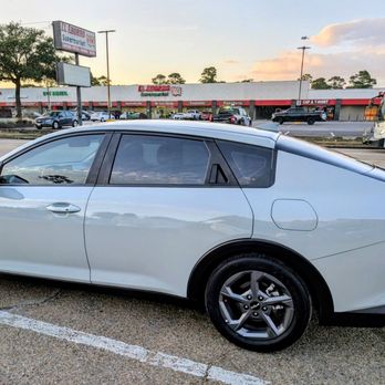 Maximum Tint & Sound - Car Stereo Installation Near Me - Houston, Texas